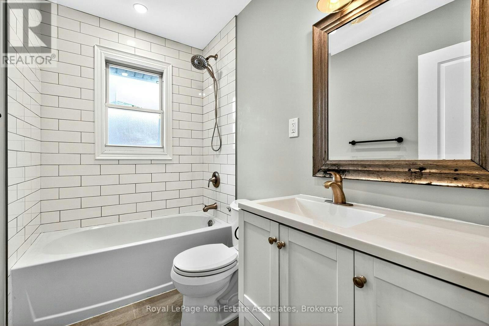 UPPER-312 45th Street EAST, Hamilton, ON, L8T 3K8 - 14