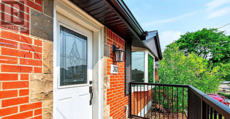 UPPER-312 45th Street EAST, Hamilton, ON, L8T 3K8 - 4
