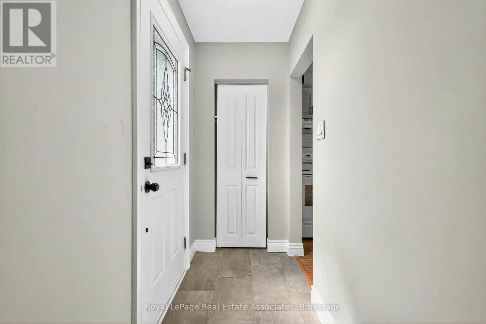 UPPER-312 45th Street EAST, Hamilton, ON, L8T 3K8 - 5