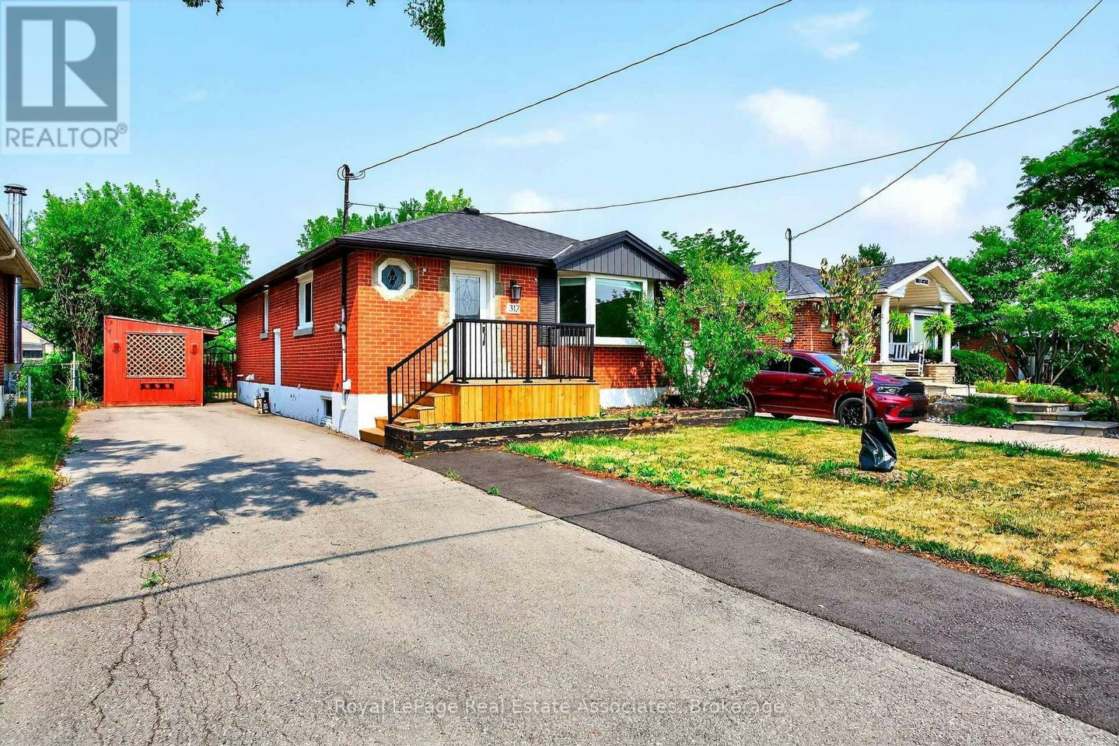 UPPER-312 45th Street EAST, Hamilton, ON, L8T 3K8 - 2