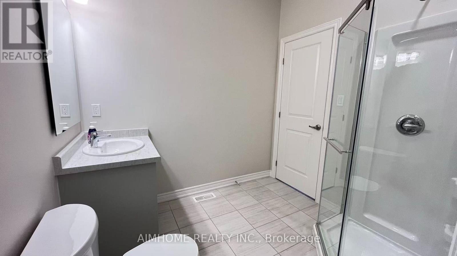 24 Noah Common, St. Catharines, ON, L2P 0G1 - 11