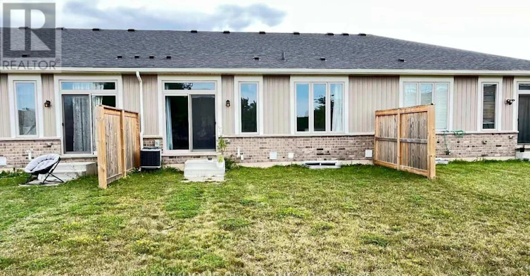 24 Noah Common, St. Catharines, ON, L2P 0G1 - 13