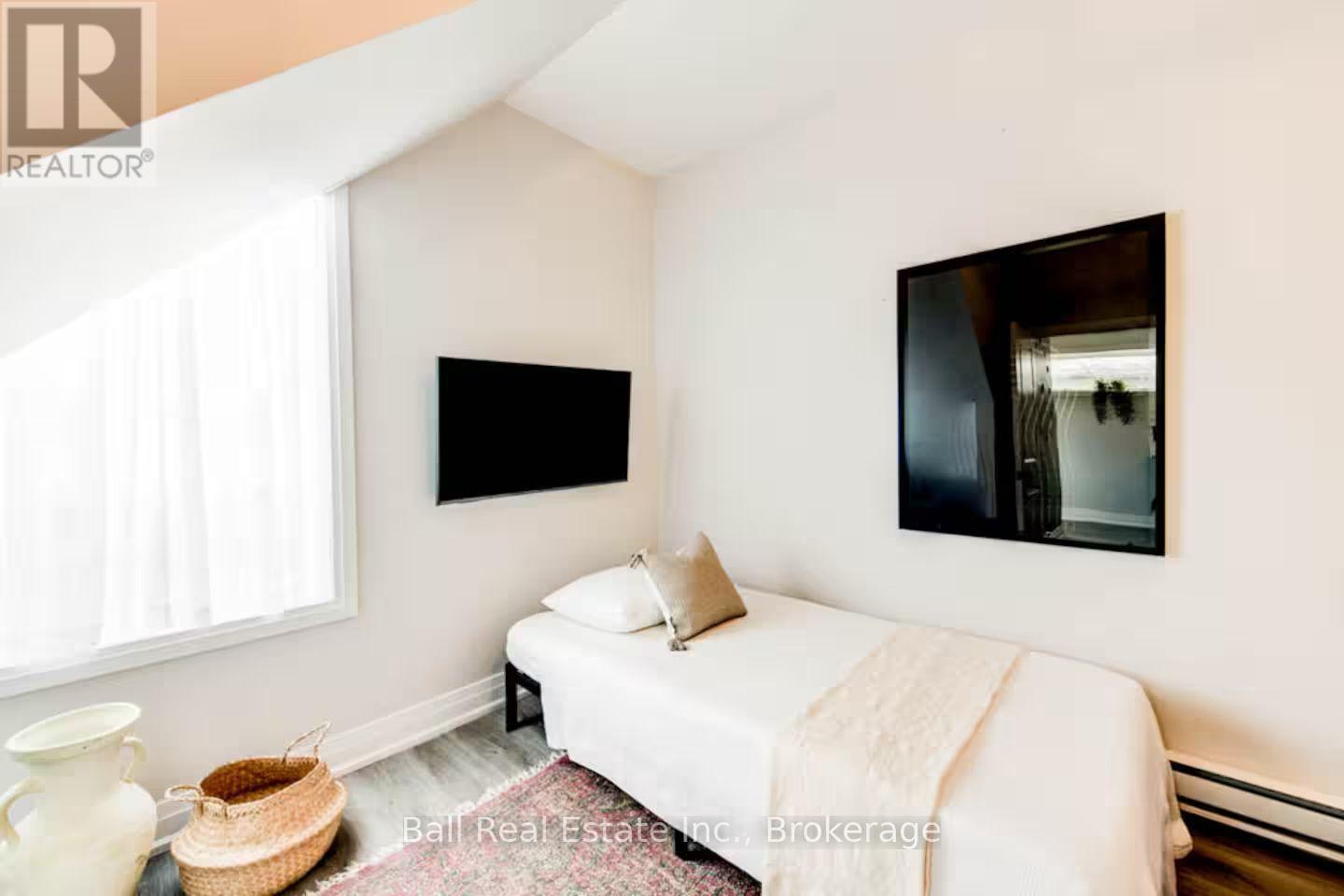 5-291 Stewart Street, Peterborough, ON, K9J 3N2 - 25