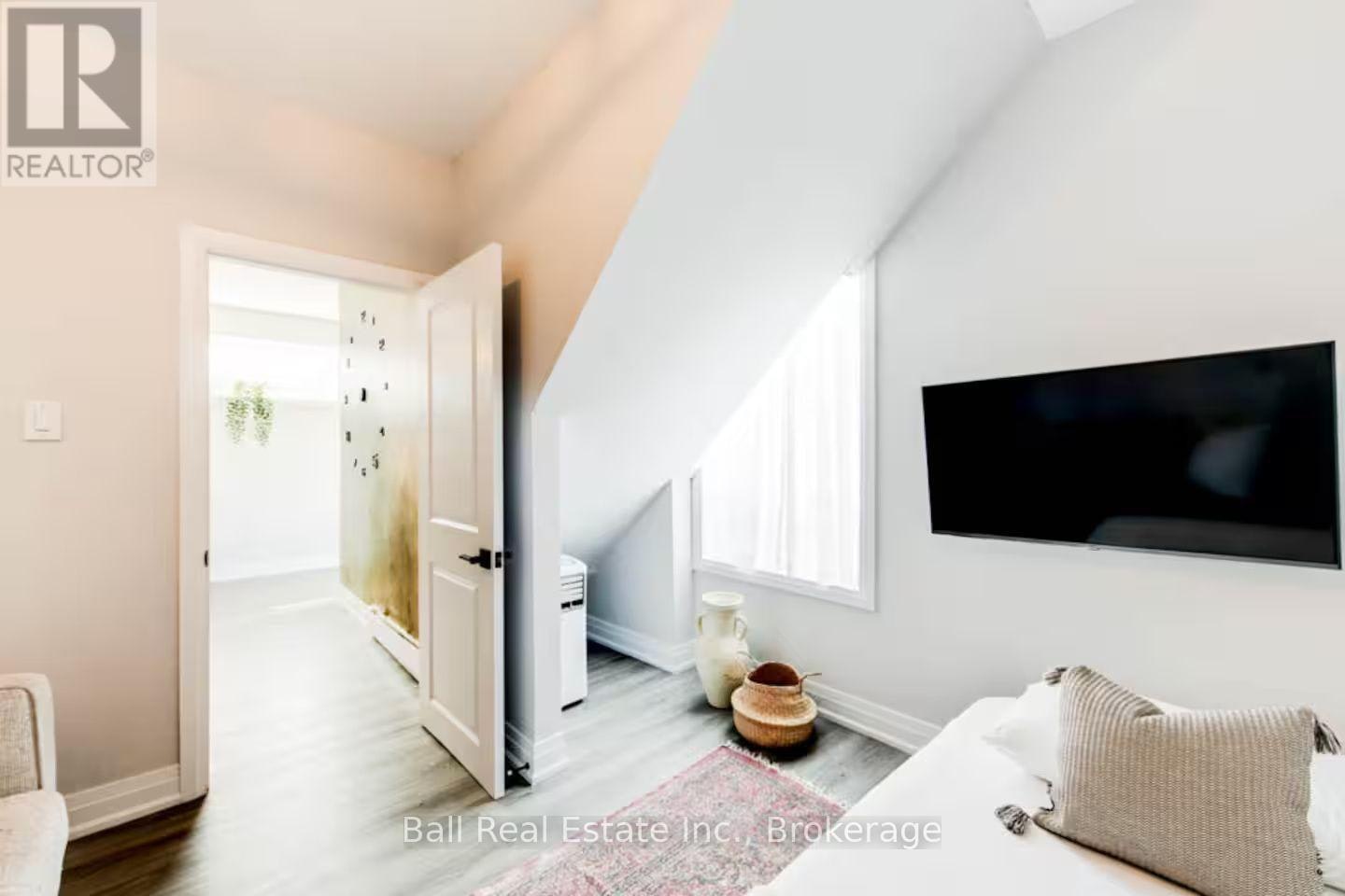 5-291 Stewart Street, Peterborough, ON, K9J 3N2 - 22