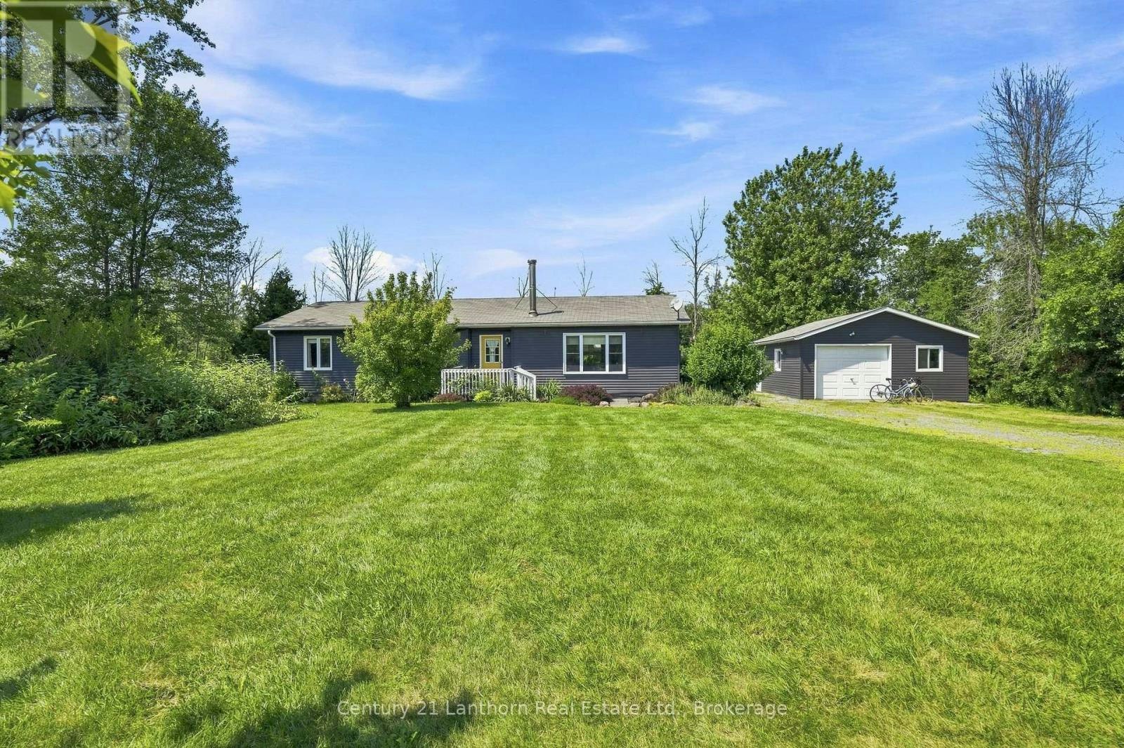 2494 Salem Road, Prince Edward County, ON, K0K 1T0