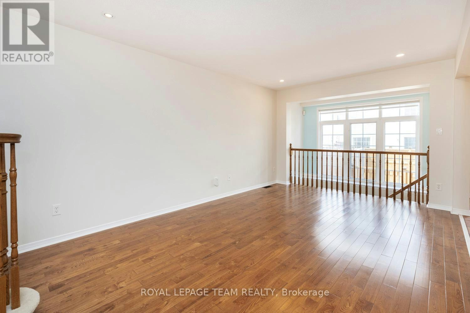 25 Kirkstone Private, Ottawa, ON, K2J 5E7 - 10