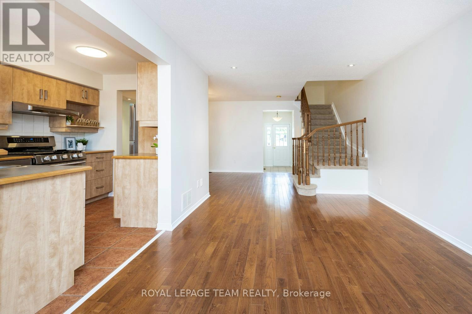 25 Kirkstone Private, Ottawa, ON, K2J 5E7 - 14