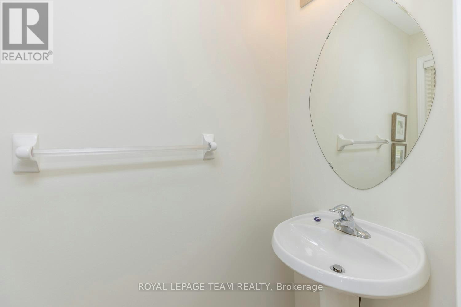 25 Kirkstone Private, Ottawa, ON, K2J 5E7 - 6