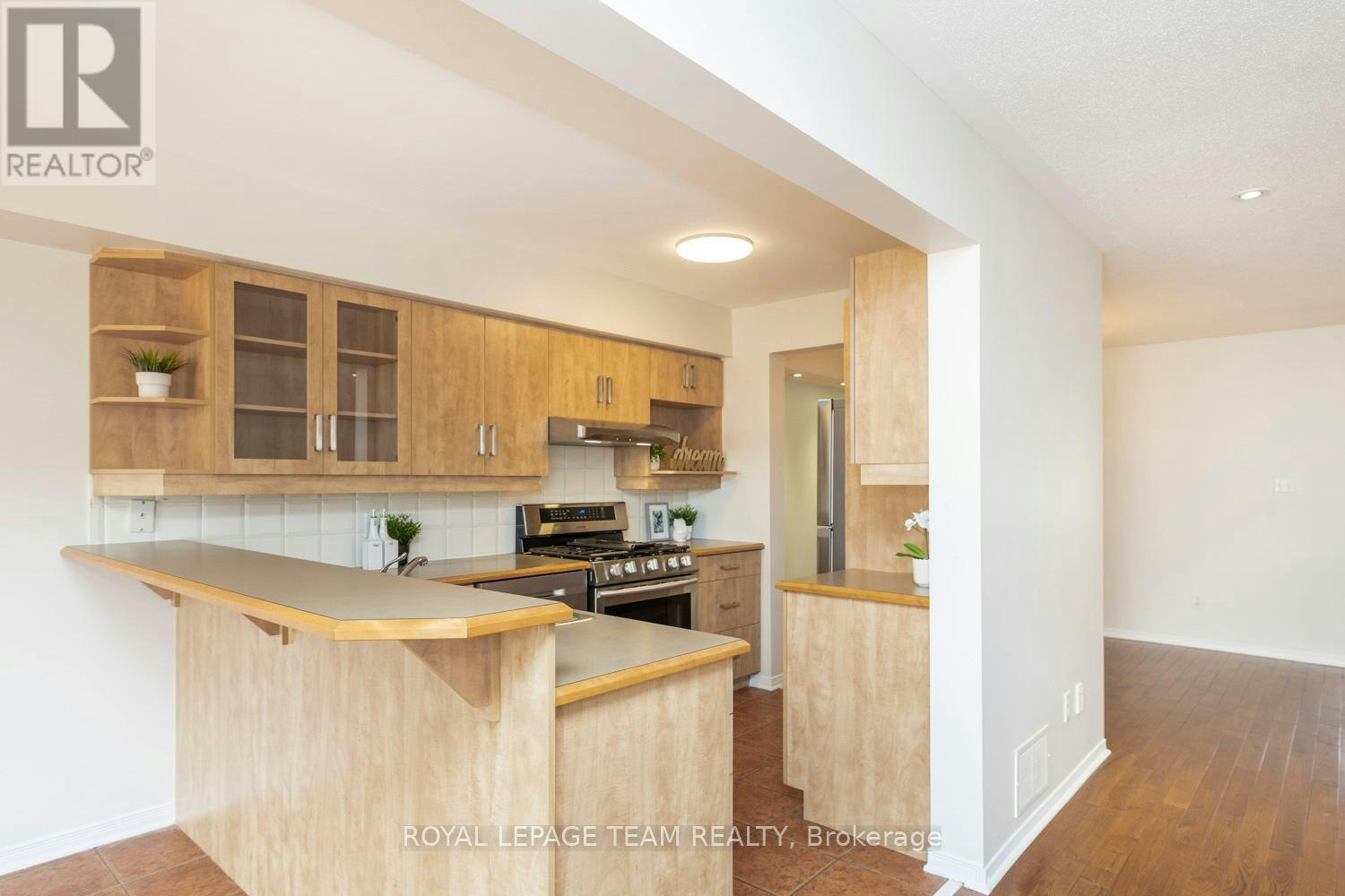 25 Kirkstone Private, Ottawa, ON, K2J 5E7 - 16
