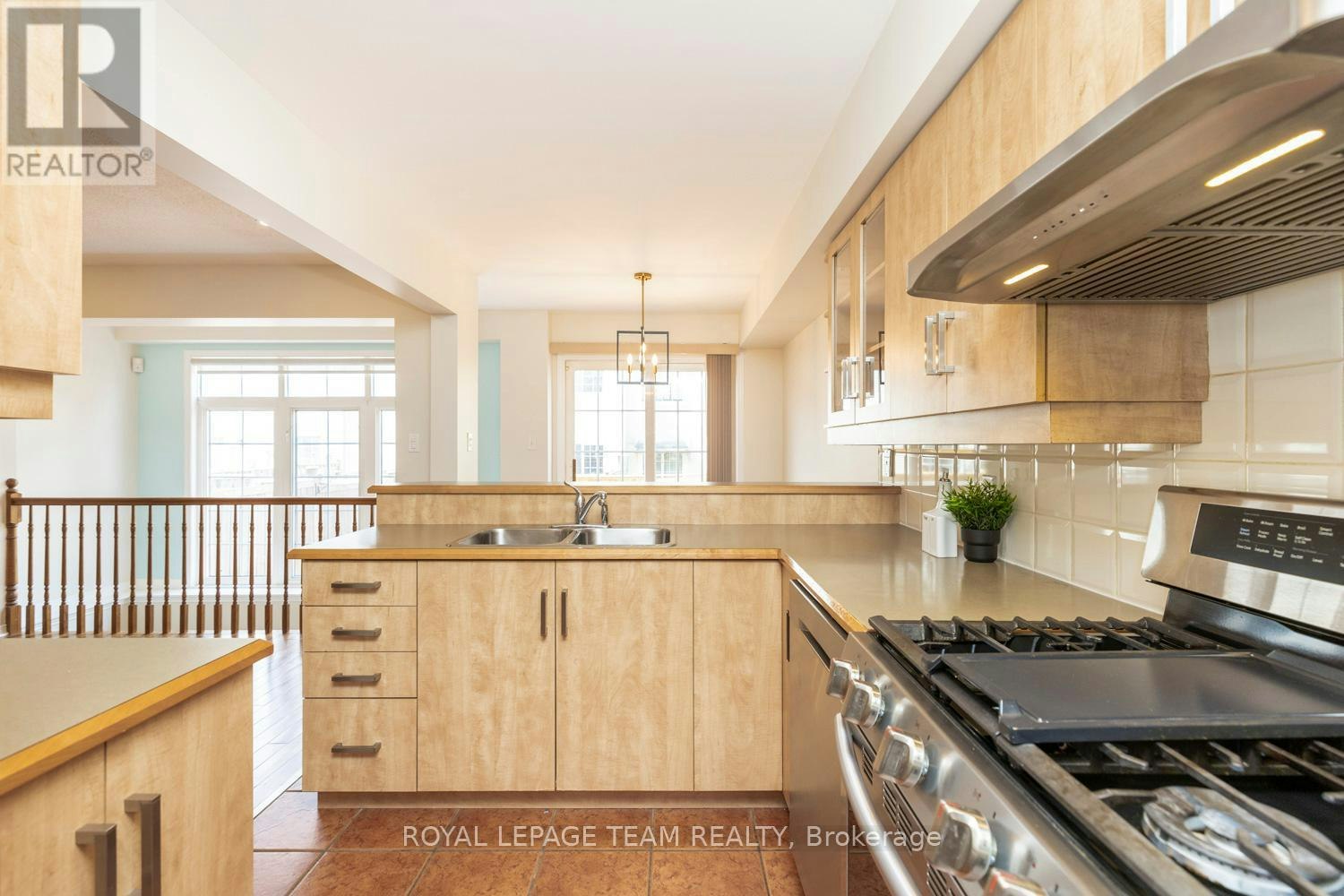 25 Kirkstone Private, Ottawa, ON, K2J 5E7 - 19