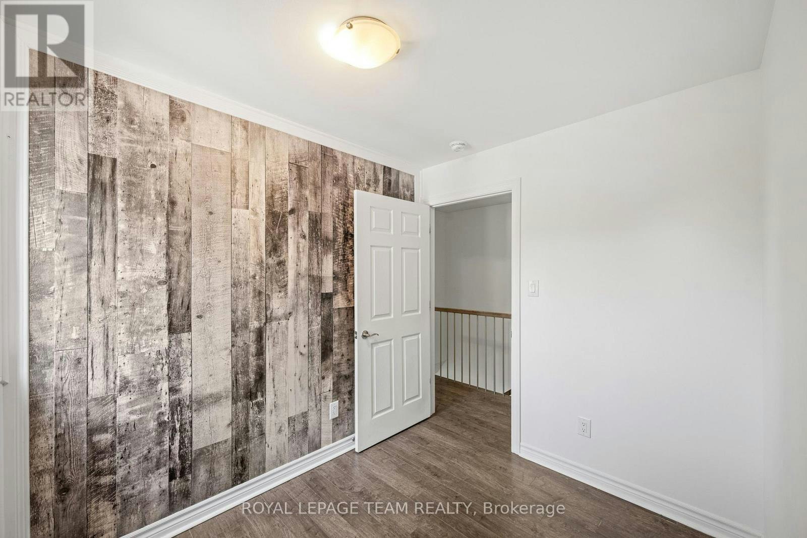 253 Deschamps Avenue, Ottawa, ON, K1L 5Z2 - 9
