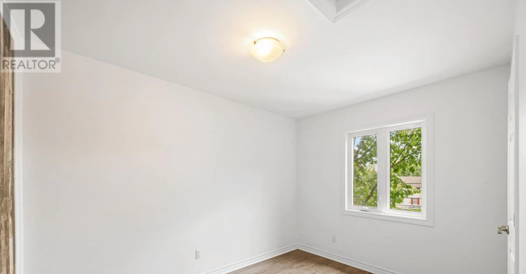 253 Deschamps Avenue, Ottawa, ON, K1L 5Z2 - 12