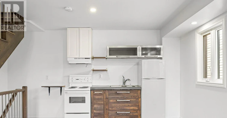 253 Deschamps Avenue, Ottawa, ON, K1L 5Z2 - 5