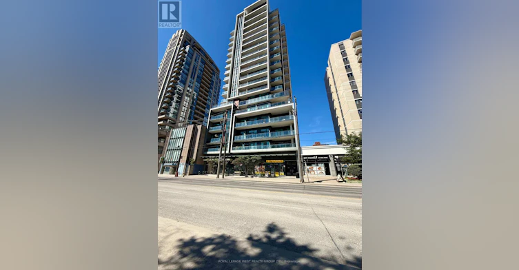 403-1486 Bathurst Street, Toronto, ON, M5P 3G9