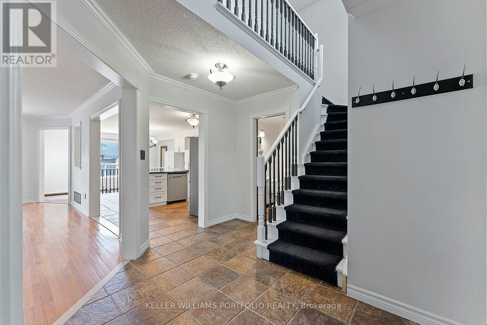 1023 Roseheath Street, Oshawa, ON, L1K 2P9 - 6