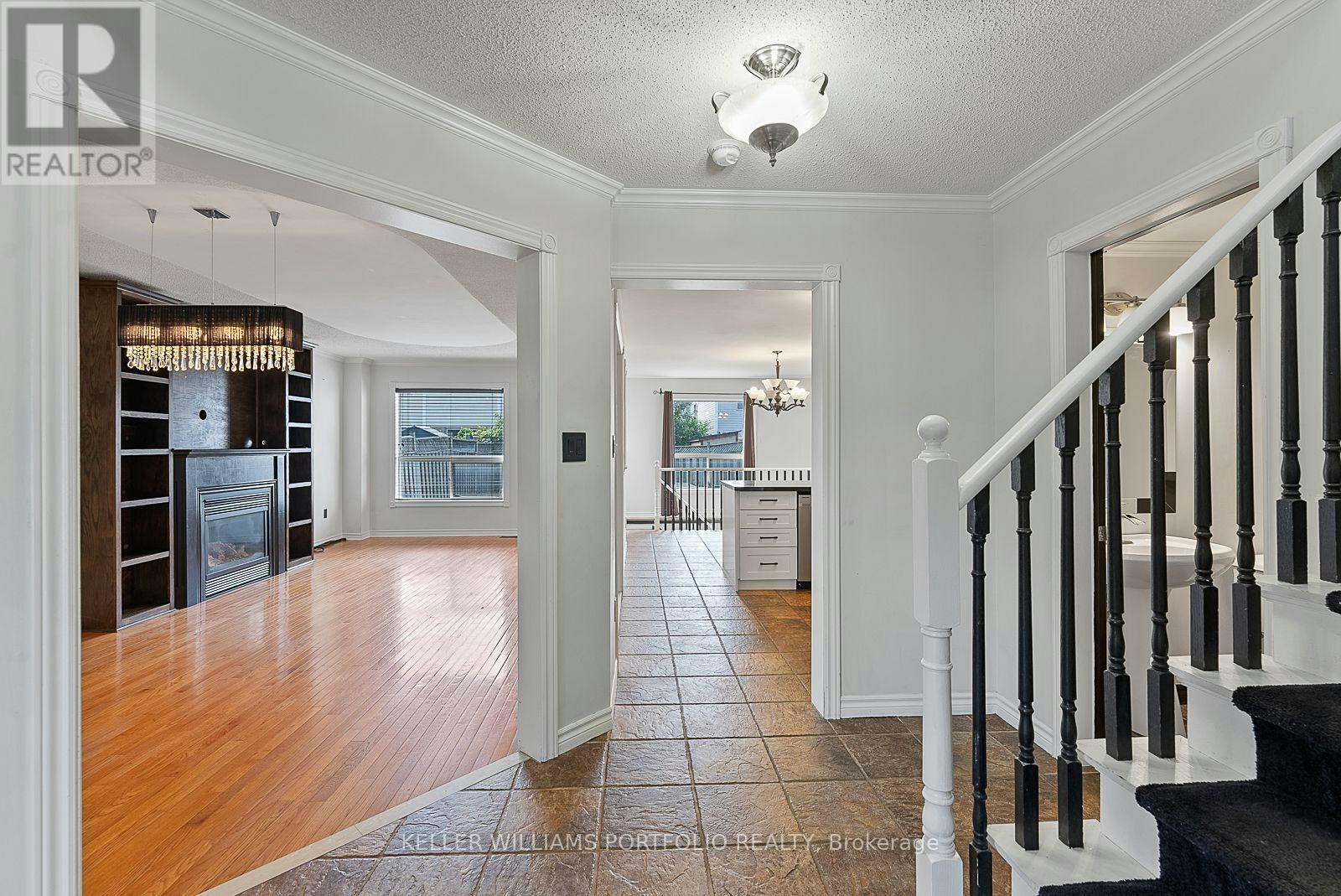 1023 Roseheath Street, Oshawa, ON, L1K 2P9 - 5