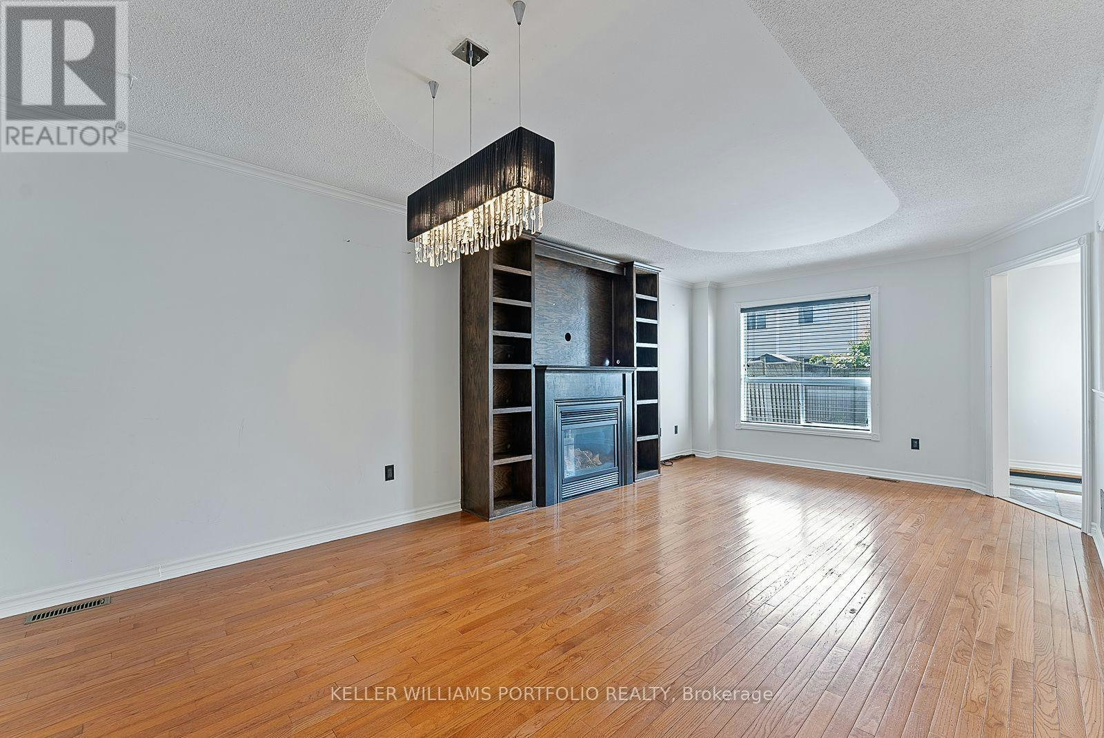 1023 Roseheath Street, Oshawa, ON, L1K 2P9 - 8