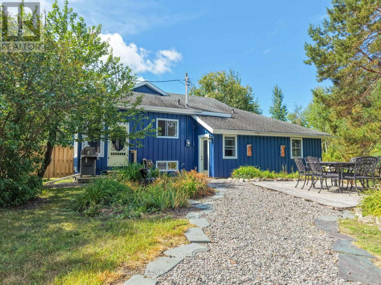 2574 17 Highway E, East Ferris, ON, P0H 1K0