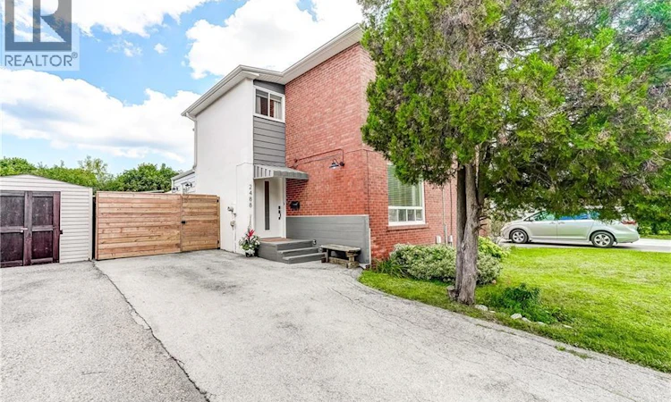 2488 Brookhurst Road W