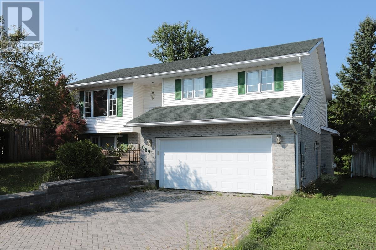 987 Lake Street, Sault Ste. Marie, ON, P6B 6C9