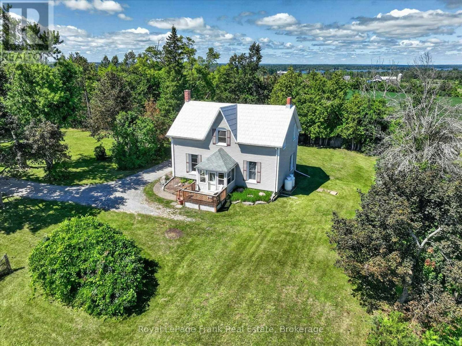 1375 Holden Road, Smith-Ennismore-Lakefield, ON, K9J 6X5