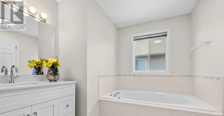 4 Tamarack Place N, Ottawa, ON, K2J 4R3 - 28
