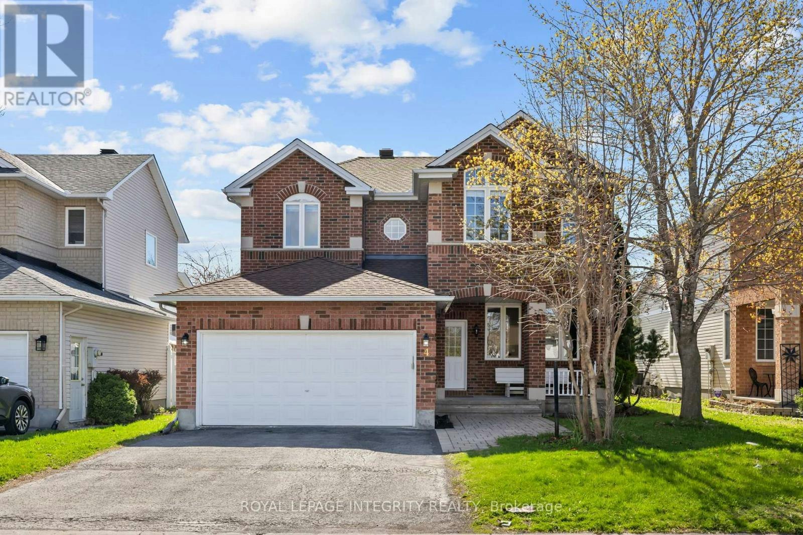 4 Tamarack Place N, Ottawa, ON, K2J 4R3