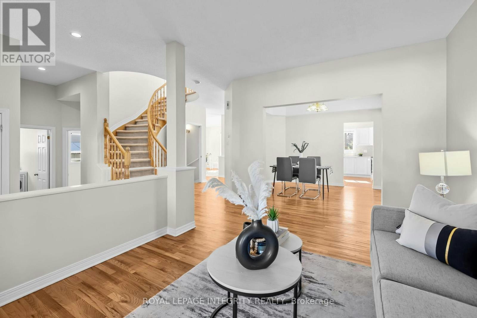 4 Tamarack Place N, Ottawa, ON, K2J 4R3 - 4