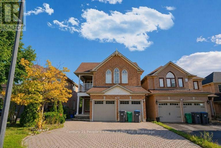 670 Macbeth Heights, Mississauga, ON, L5W 1E5