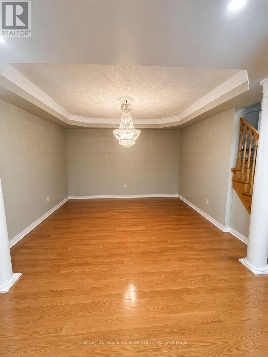 670 Macbeth Heights, Mississauga, ON, L5W 1E5 - 3