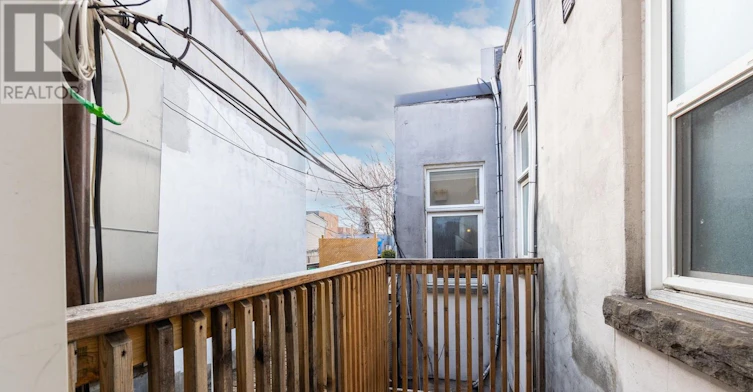 FRONT-112 Ossington Avenue, Toronto, ON, M6J 2Z4 - 22