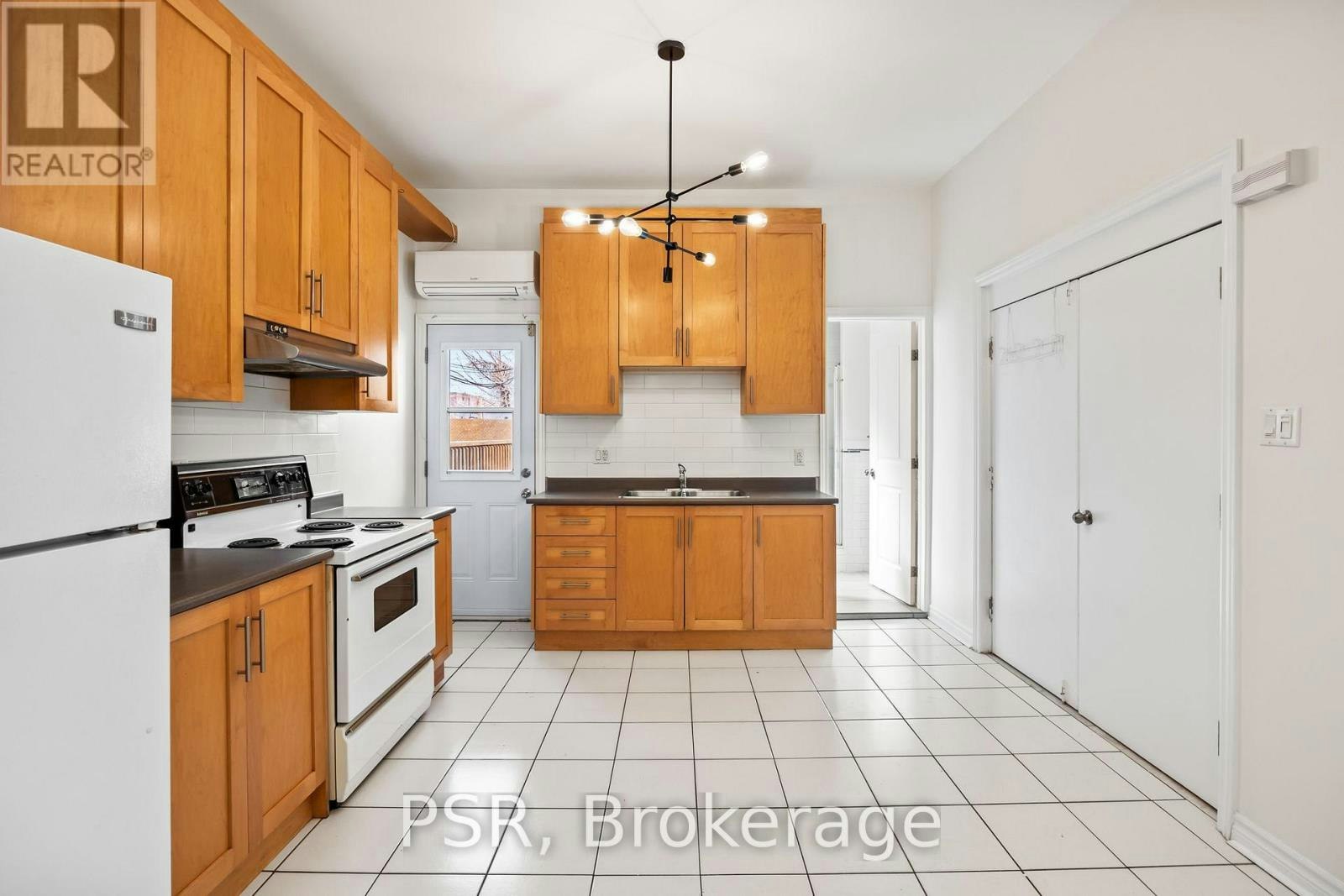 FRONT-112 Ossington Avenue, Toronto, ON, M6J 2Z4 - 7