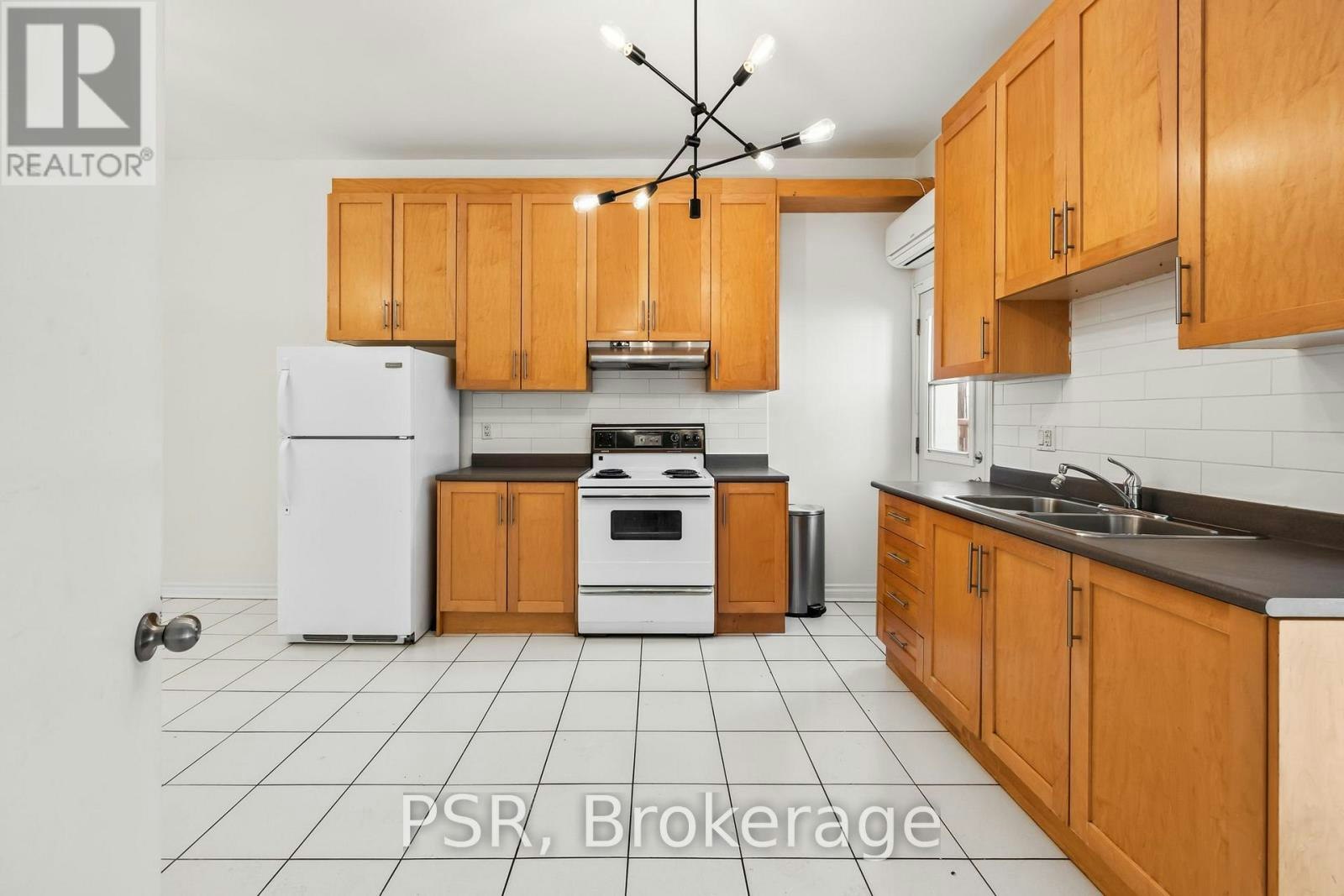FRONT-112 Ossington Avenue, Toronto, ON, M6J 2Z4 - 3