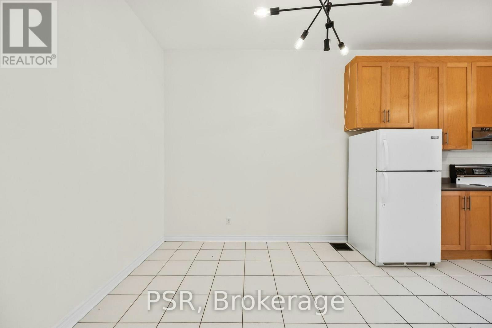 FRONT-112 Ossington Avenue, Toronto, ON, M6J 2Z4 - 10