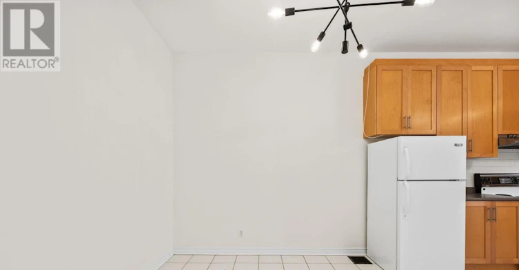 FRONT-112 Ossington Avenue, Toronto, ON, M6J 2Z4 - 10