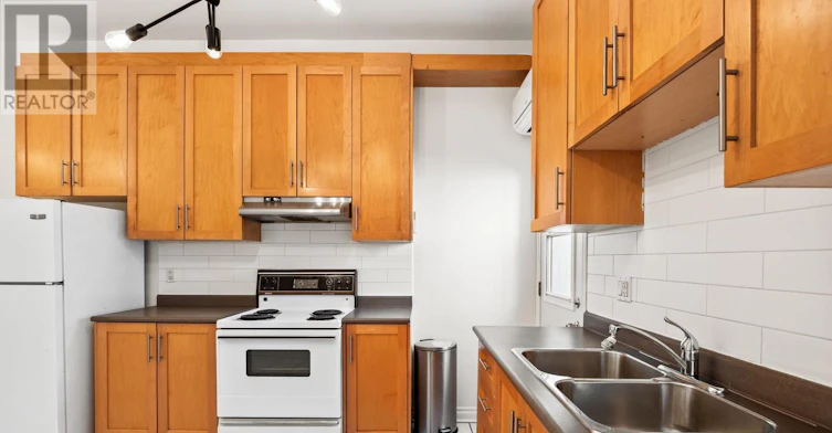 FRONT-112 Ossington Avenue, Toronto, ON, M6J 2Z4 - 5