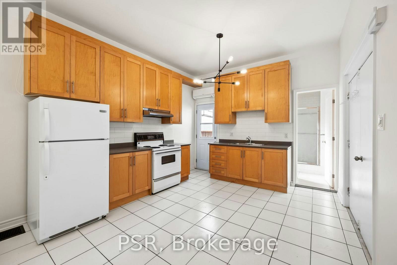 FRONT-112 Ossington Avenue, Toronto, ON, M6J 2Z4 - 6