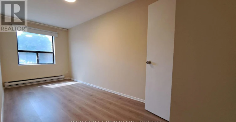 4-2588A Yonge Street, Toronto, ON, M4P 2J3 - 18