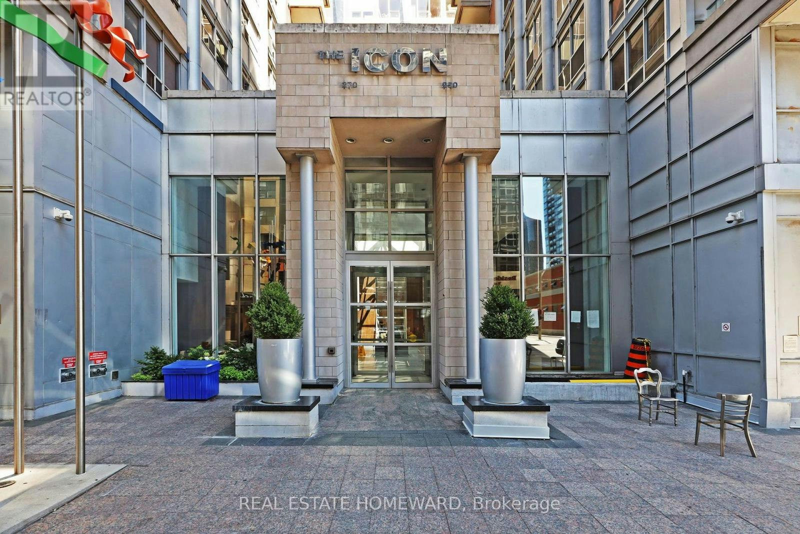 PH31-250 Wellington Street W, Toronto, ON, M5V 3P6