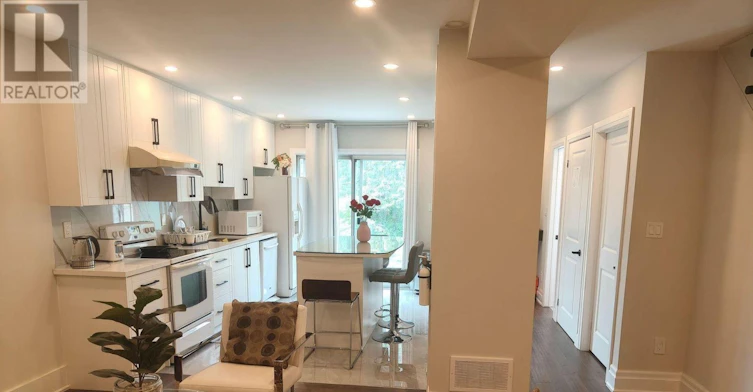 118 Courcelette Road, Toronto, ON, M1N 2T2 - 2