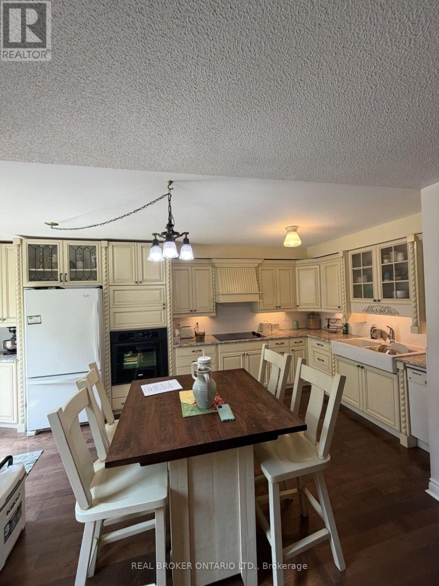 UPPER-205 Cedar Beach Road, Brock, ON, L0K 1A0 - 2