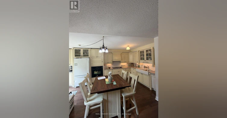 UPPER-205 Cedar Beach Road, Brock, ON, L0K 1A0 - 2