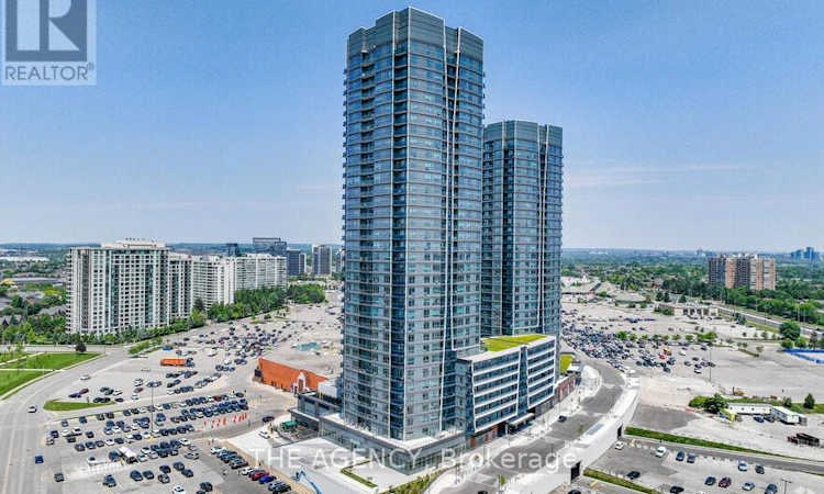 1108-30 Upper Mall Way