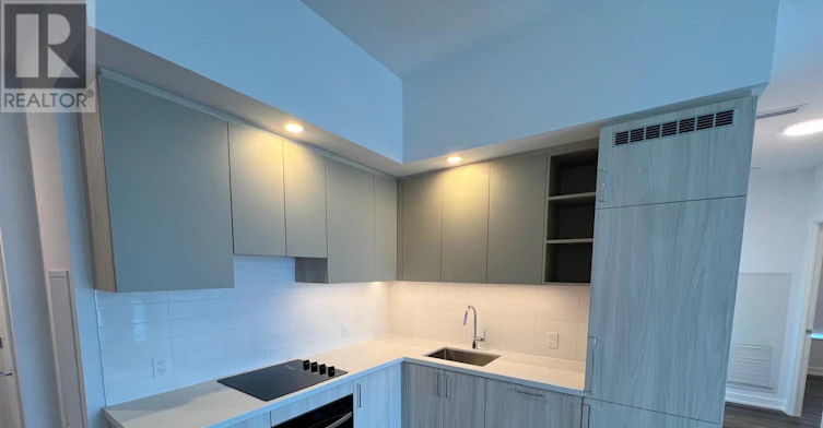 911-5 Meadowdale Road, Toronto, ON, L4K 0C7 - 2