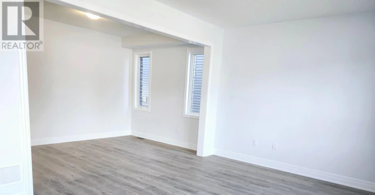 31 Rosanne Circle, Wasaga Beach, ON, L9Z 0N6 - 13