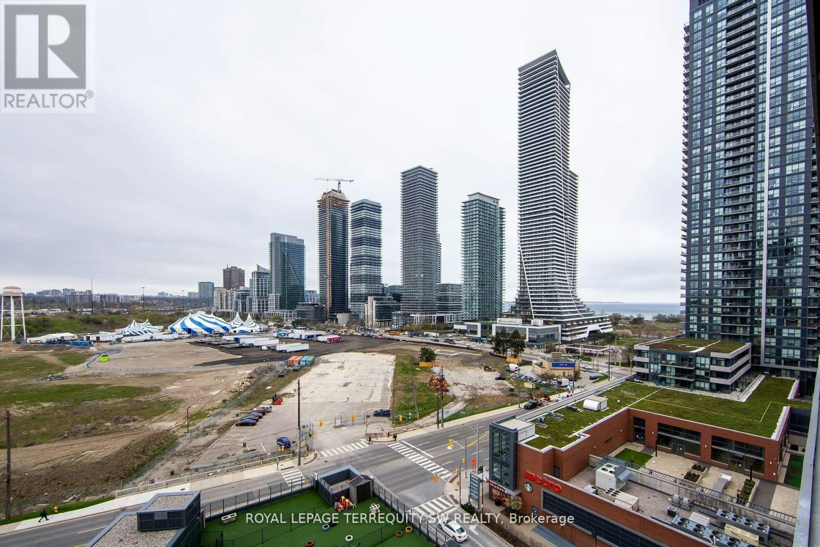 1208-10 Park Lawn Road, Toronto, ON, M8V 0H9 - 11