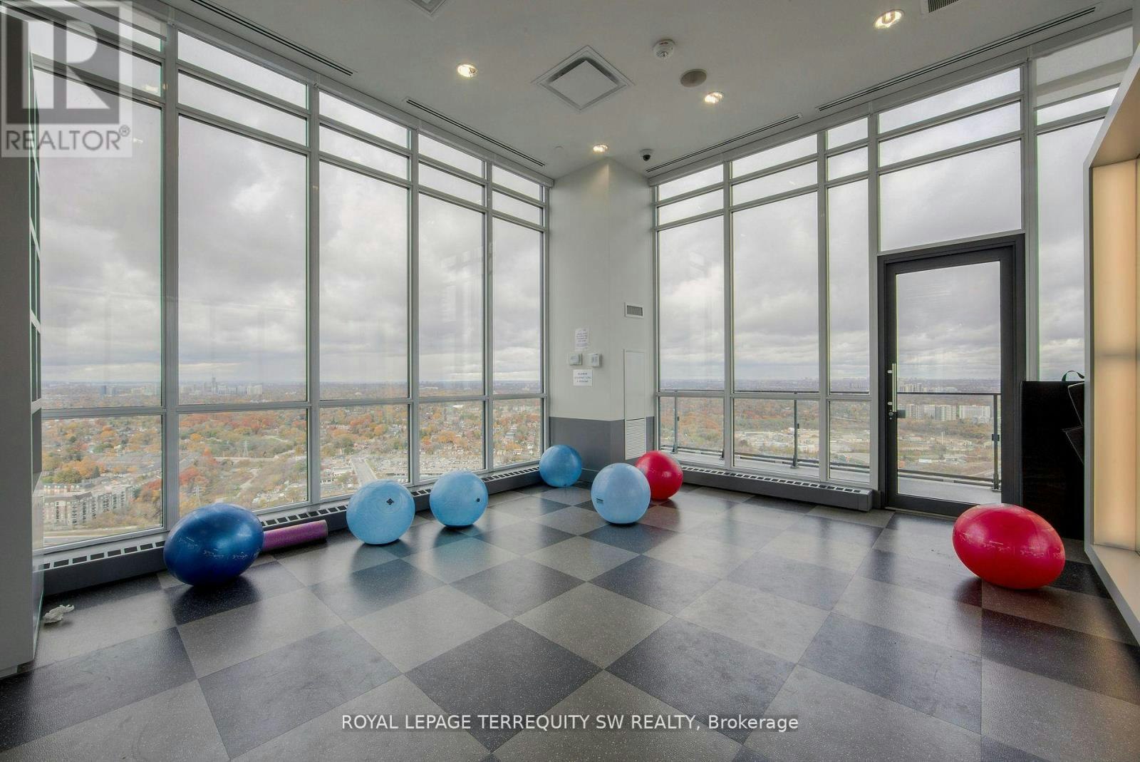 1208-10 Park Lawn Road, Toronto, ON, M8V 0H9 - 14