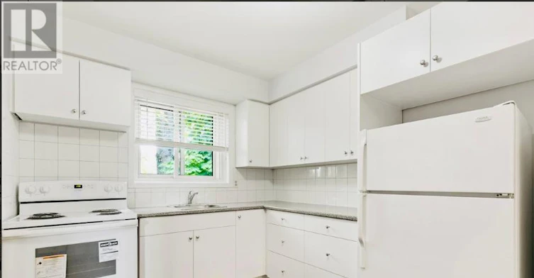 2-50 Peter Street, Mississauga, ON, L5H 2G8 - 8