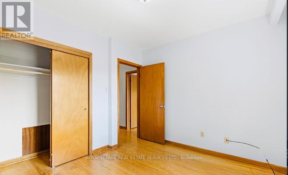 2-50 Peter Street, Mississauga, ON, L5H 2G8 - 2