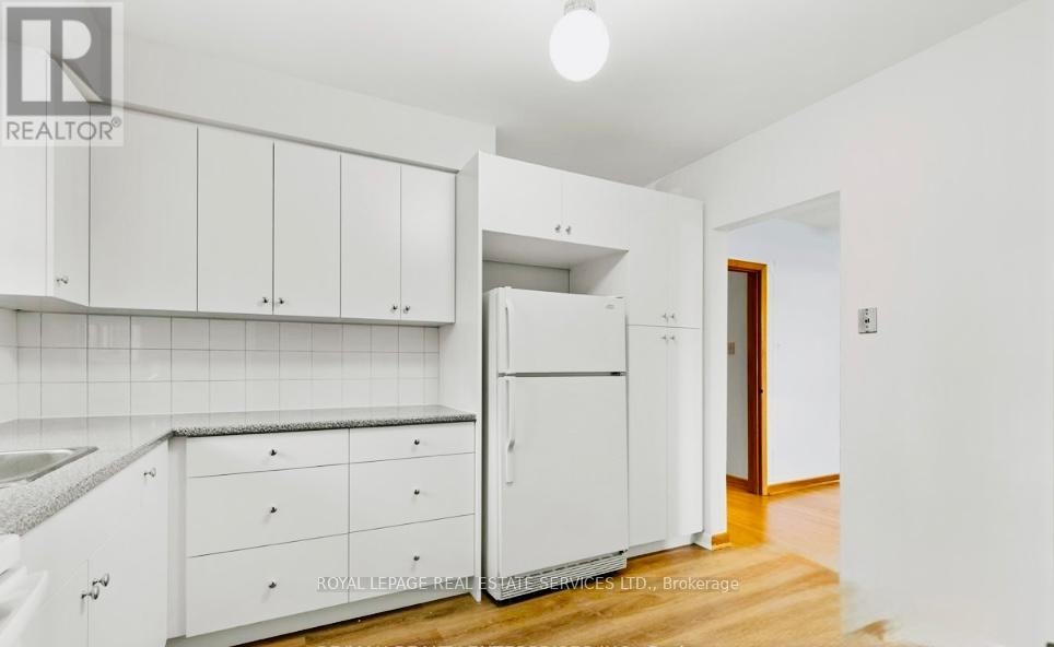 2-50 Peter Street, Mississauga, ON, L5H 2G8 - 7
